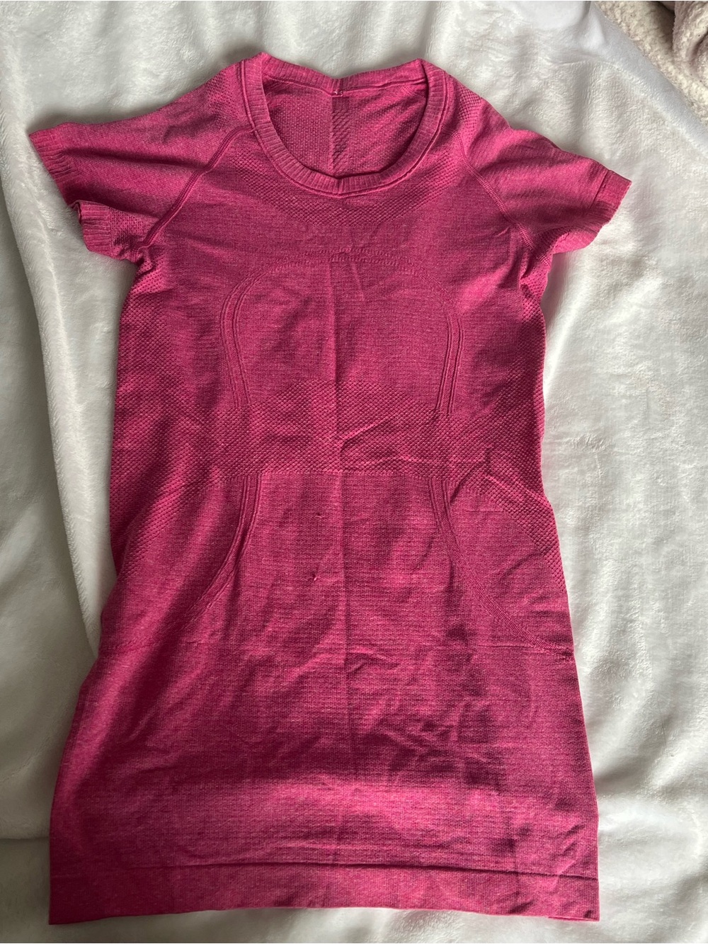 Swiftly t shirt size 4